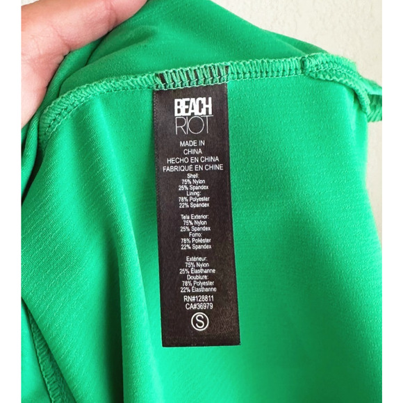 Beach Riot Remi Tennis Dress Small Green preppy Activewear Athleisure Shelf Bra - Picture 6 of 8